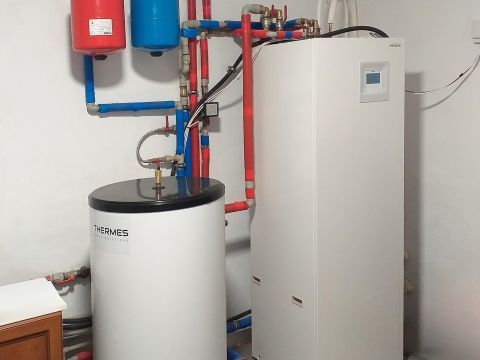 Pompa ciepła Hitachi