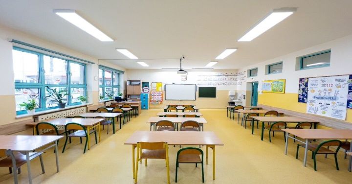 Primary schools in Józefów and Izabelin